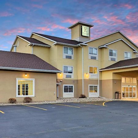 Estherville Hotel & Suites Kültér fotó