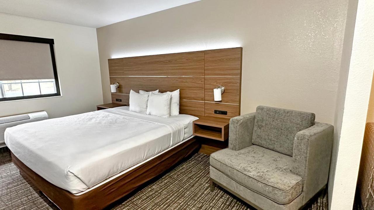 Estherville Hotel & Suites Kültér fotó