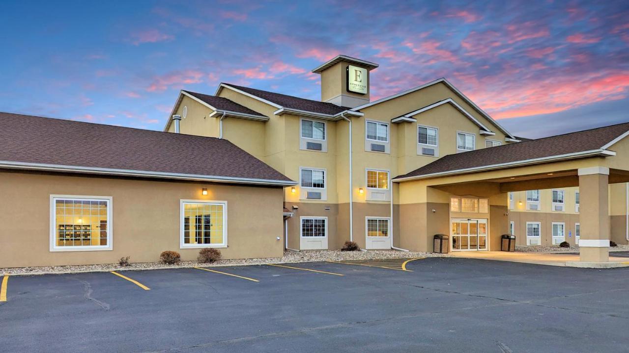 Estherville Hotel & Suites Kültér fotó